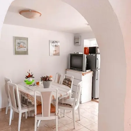 Nada Two Bedrooms Διαμέρισμα Tisno